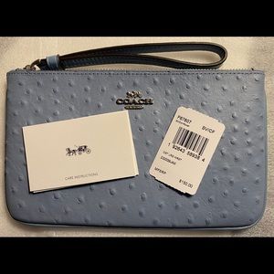 COACH Large Wristlet 
CORNFLOWER/SILVER